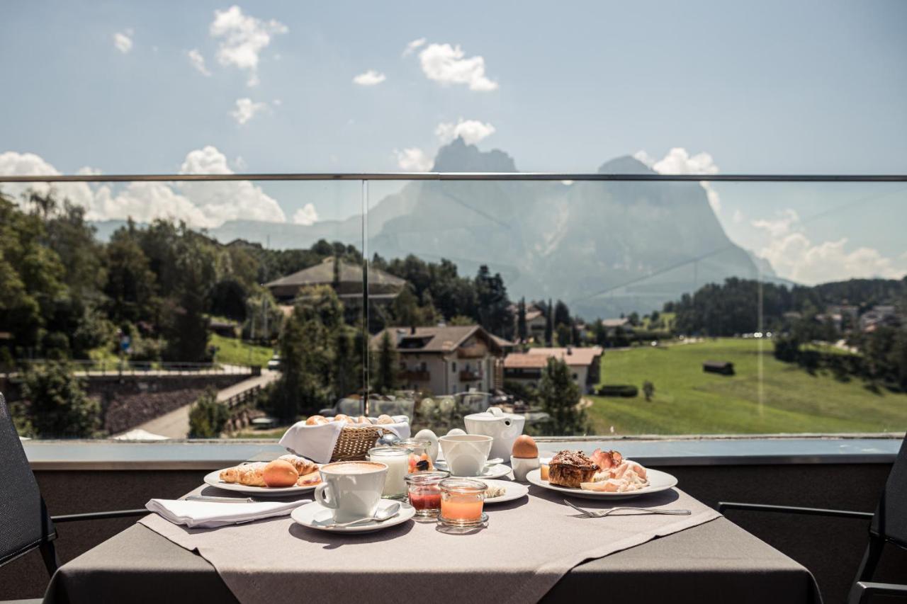 Hotel Alpenflora Castelrotto Zewnętrze zdjęcie